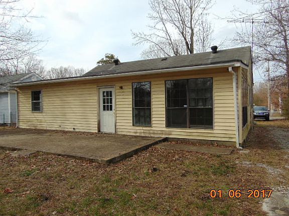 2nd image of 131 Vero Beach Ave