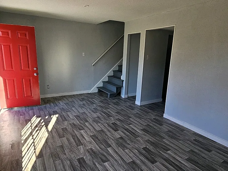 4137 Lee Ave #1 — Photo 5