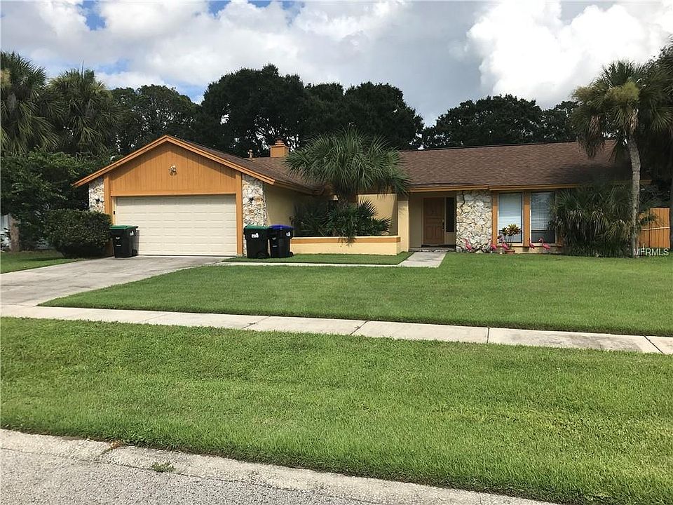 1st image of 8015 Bay Lakes Ct