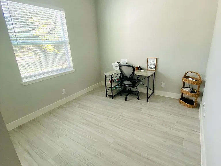 3310 SW Savona Blvd — Photo 7