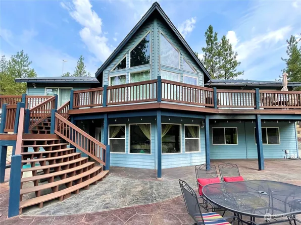 17 Oakes Drive, Tonasket, WA 98855