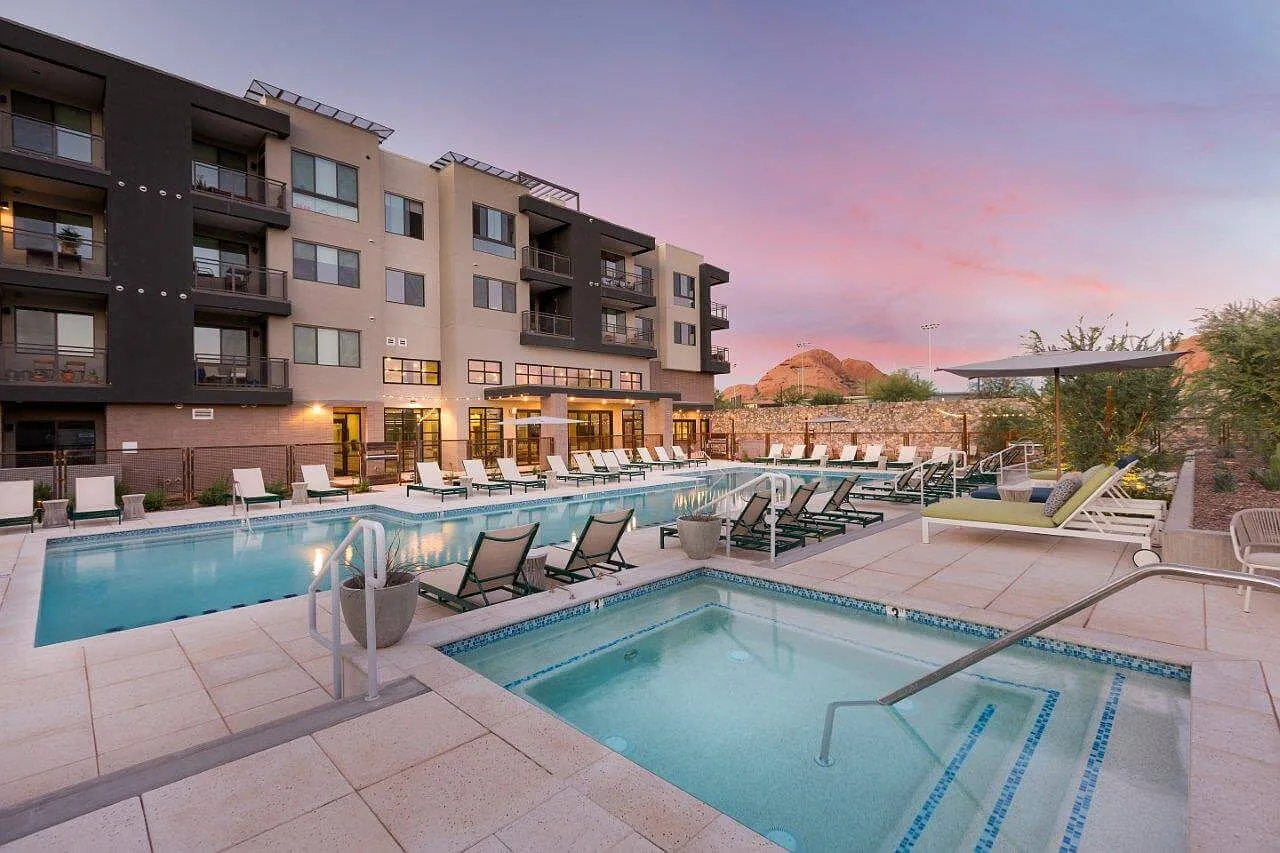 Scottsdale Entrada — Photo 2