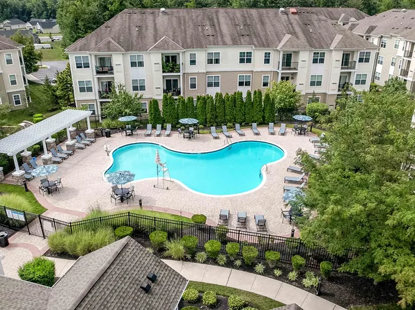 Apartments at Charlestown Crossing