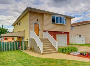 693 Sherman Ave, Bellmore, NY 11710