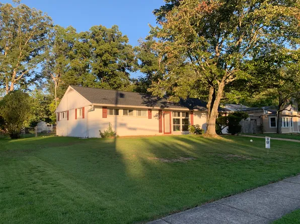 7504 June St, Springfield, VA 22150