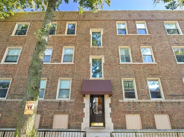 7025 N Wolcott Ave #2, Chicago, IL 60626