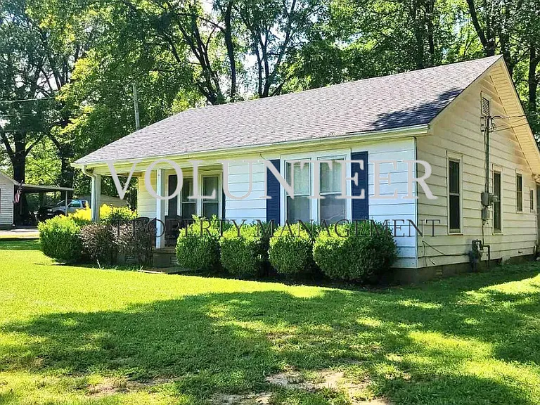 593 Chester Levee Rd — Photo 1