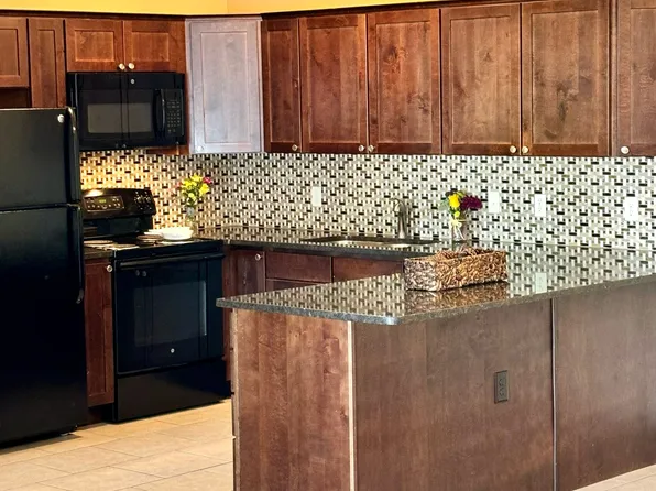 4400 Southwood Dr, Lincoln, NE 68512