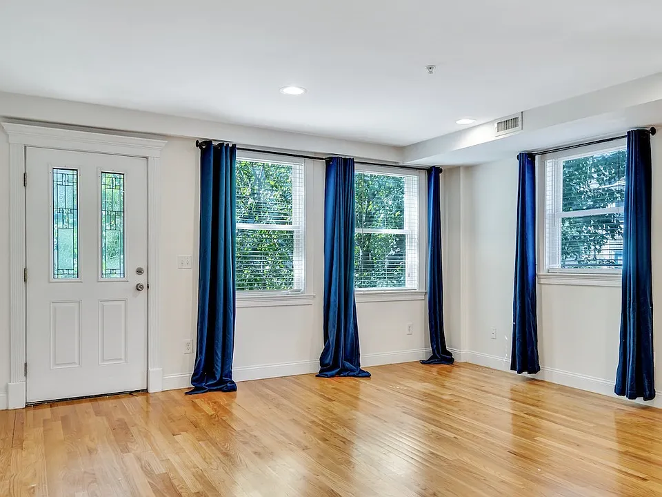 2 Sherman Ct #1