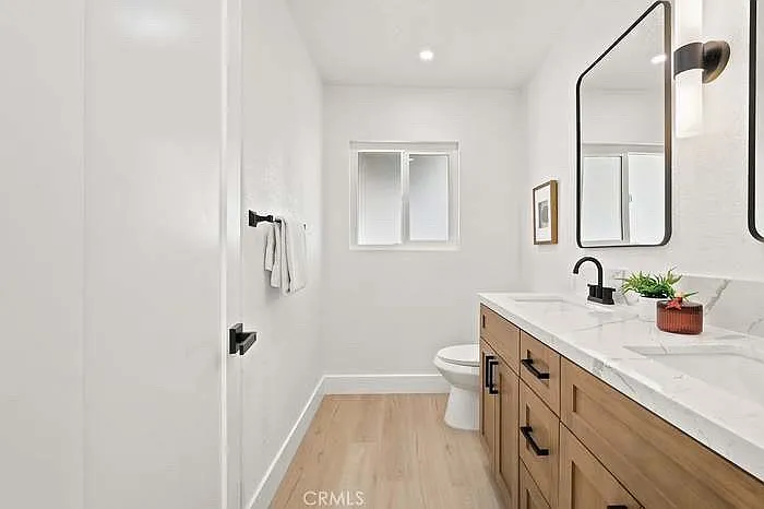 13229 Algonquin Rd — Photo 3