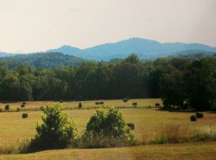 1415 Sandy Flats Rd, Williamsburg, KY 40769