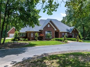 13961 Pleasant Ridge Rd, Rogers, AR 72756