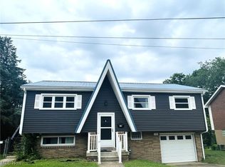 112 Cloma Cir, Weirton, WV
