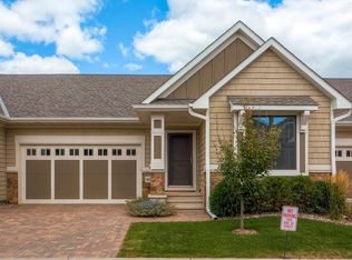 40 Riley Curv, Chanhassen, MN 55317