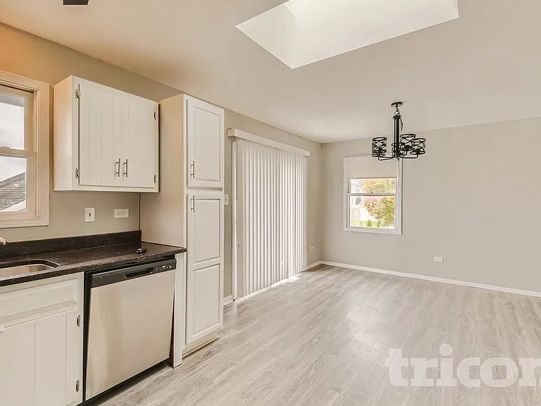 1812 Cumberland Dr — Photo 3