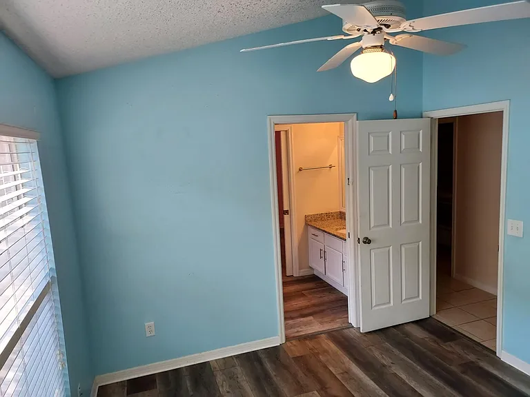 247 Wescliff Dr — Photo 13