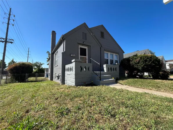 6800 McNamee Ave, Saint Louis, MO 63133