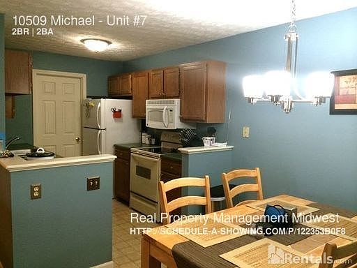 5th image of 10509 Michael Dr Unit 7
