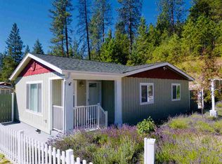 33211 N Milan Rd, Chattaroy, WA 99003