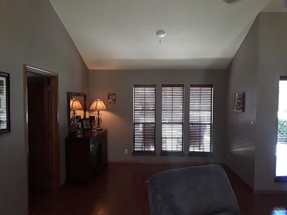 4th image of 3710 Bland Dr