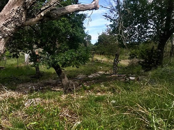 3rd image of 98 E Antler Spur
