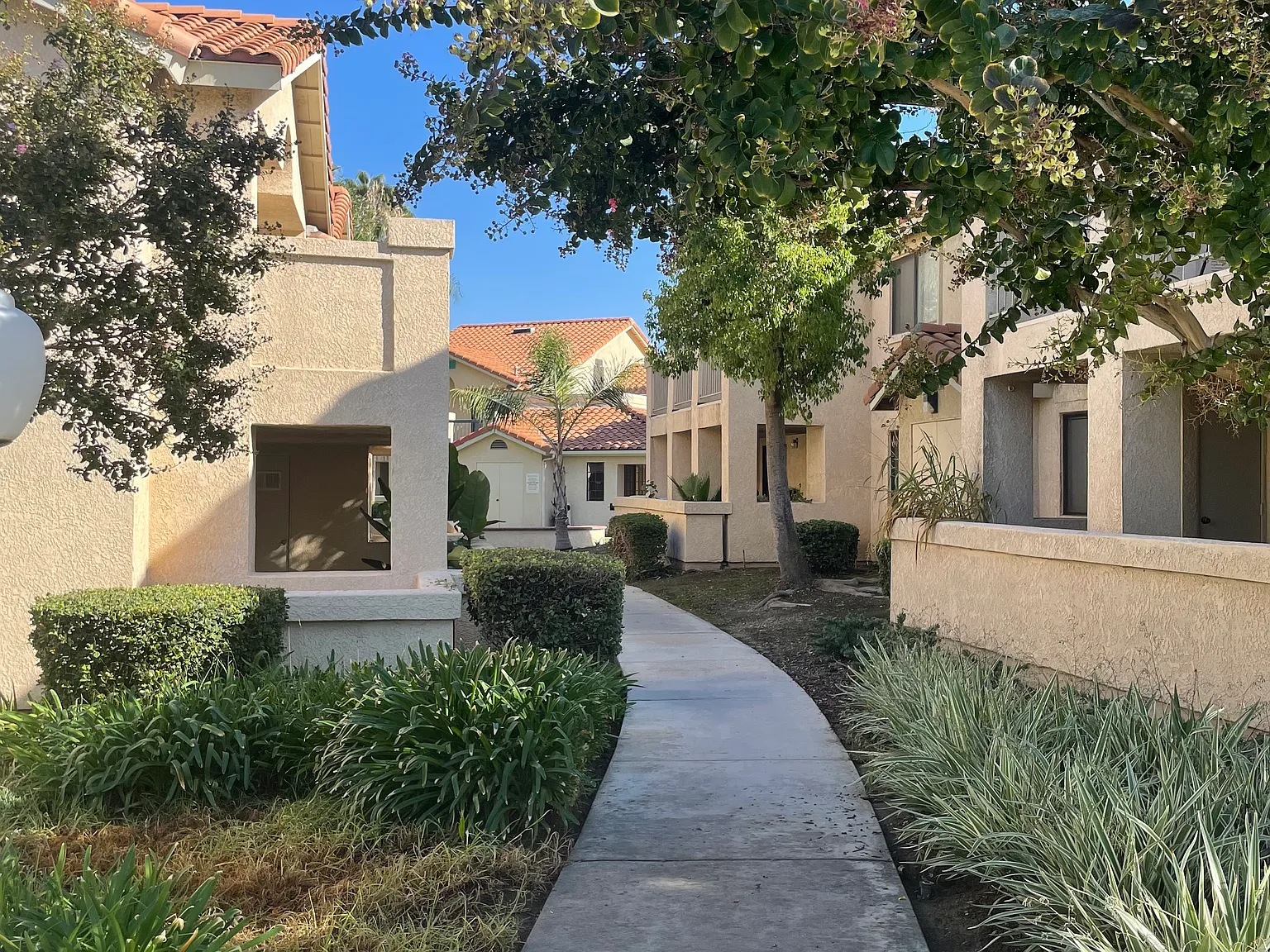 Arroyo Vista Apartments — Photo 1