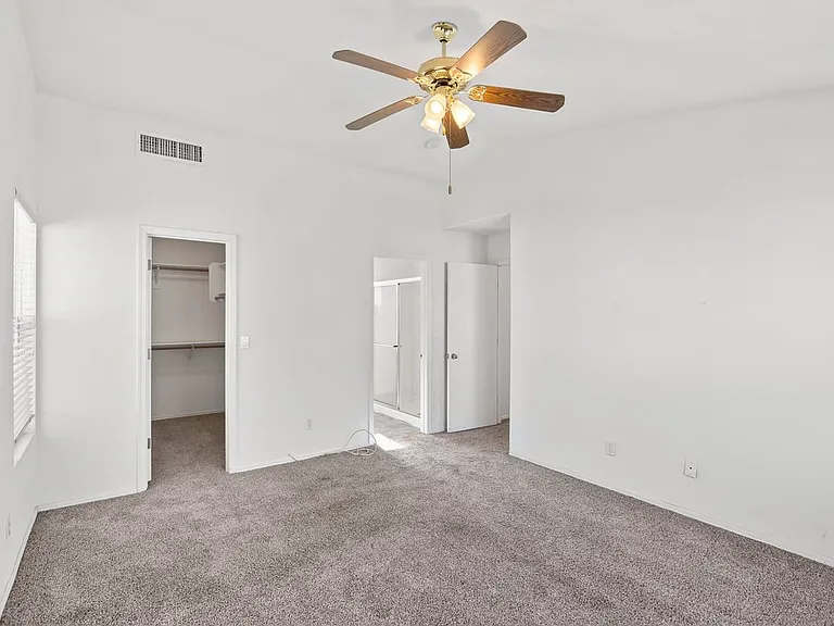 8238 S Placita Del Parque — Photo 18