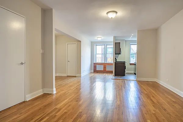 Rented by Metropolitan Equities | media 1