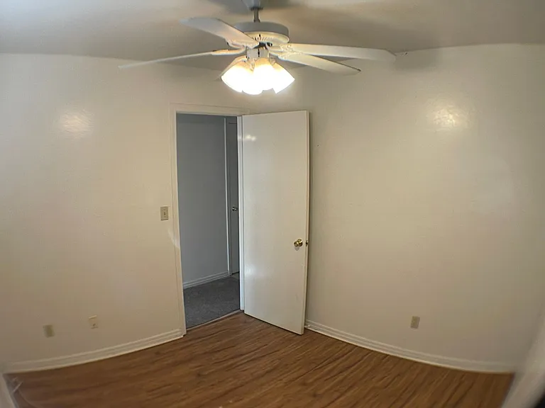 1728 N West St #B — Photo 20