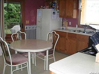 2nd image of 4833 Autumn Ln