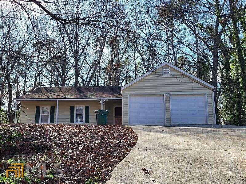 1st image of 229 Brolley Woods Dr