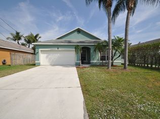 6417 Lauderdale St, Jupiter, FL 33458