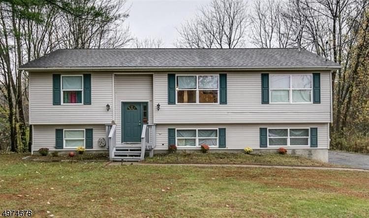 2nd image of 95 Riverview Way