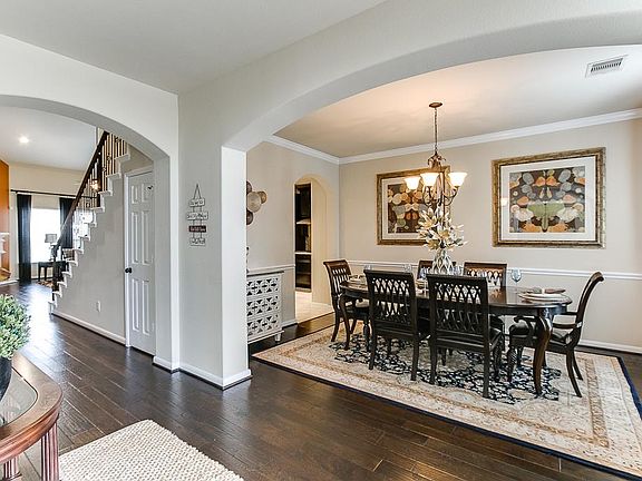 3rd image of 4603 Cinco Forest Trl