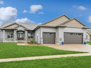 400 Whitman Ave, North Liberty, IA 52317