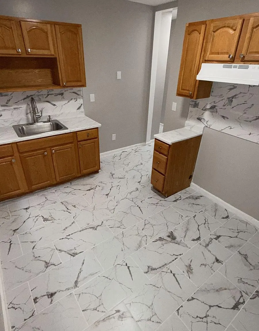 2 bed, 848 sqft, $2,100 — Photo 1