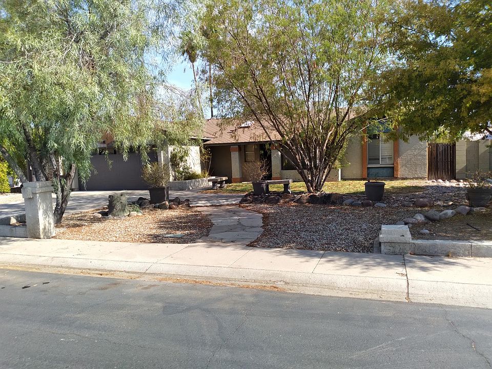 2nd image of 4022 W Wood Dr