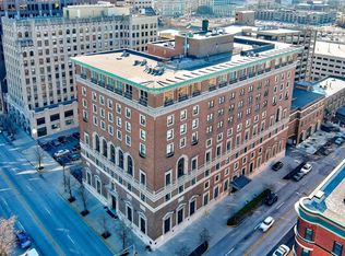 350 N Meridian St UNIT 808, Indianapolis, IN 46204