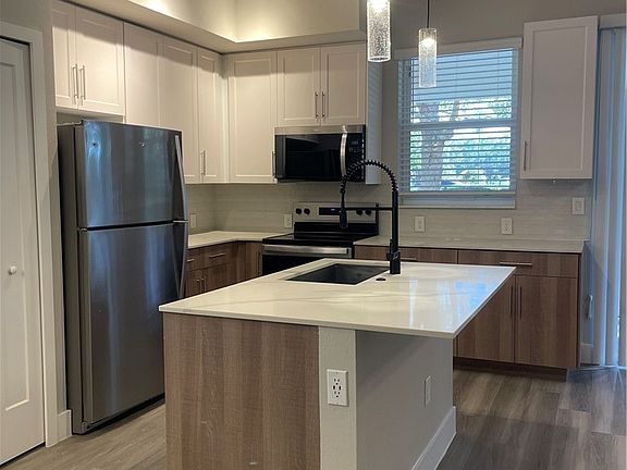 4th image of 7073 Venice Way APT 2701