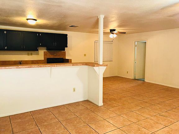 4th image of 3428 N 47th Ave