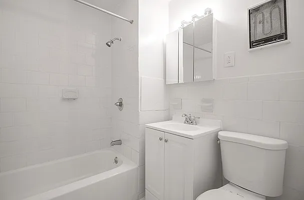 Rented by Zumper Inc | media 4