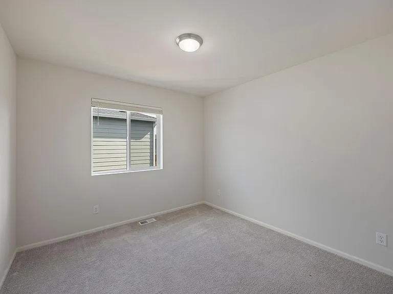 9214 Candytuft Dr SE — Photo 25