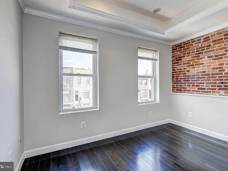 312 S Clinton St — Photo 21
