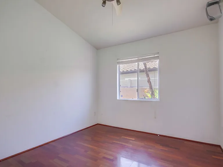 2703 Lobelia Rd — Photo 37