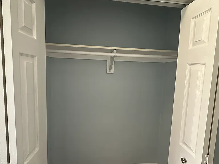 1533 Isherwood St NE — Photo 30