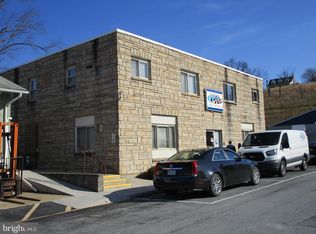 1081 E King St, Strasburg, VA 22657