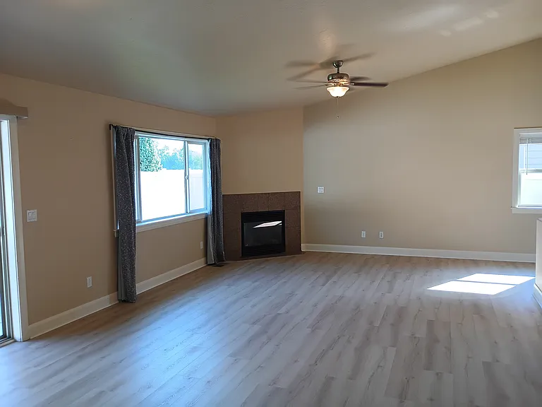 5026 W Brunmier Dr — Photo 30