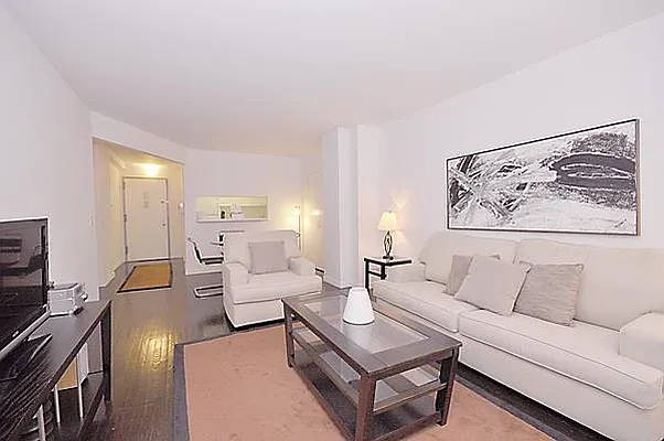 Rented by KG Properties | media 22