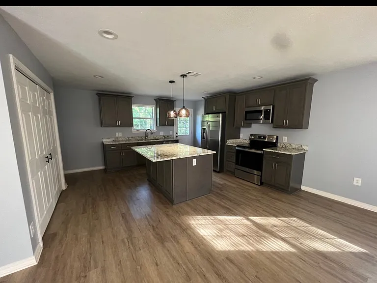 101 Clark Ave — Photo 1