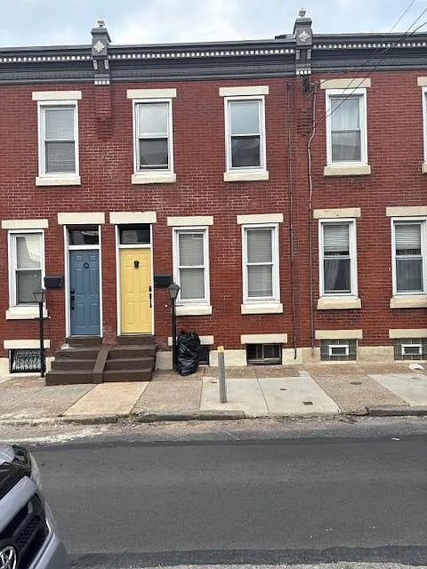 21 E Oxford St — Photo 2